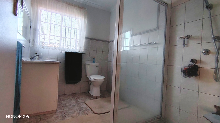 4 Bedroom Property for Sale in Meyerton Central Gauteng