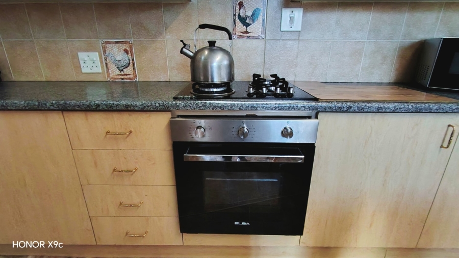 4 Bedroom Property for Sale in Meyerton Central Gauteng