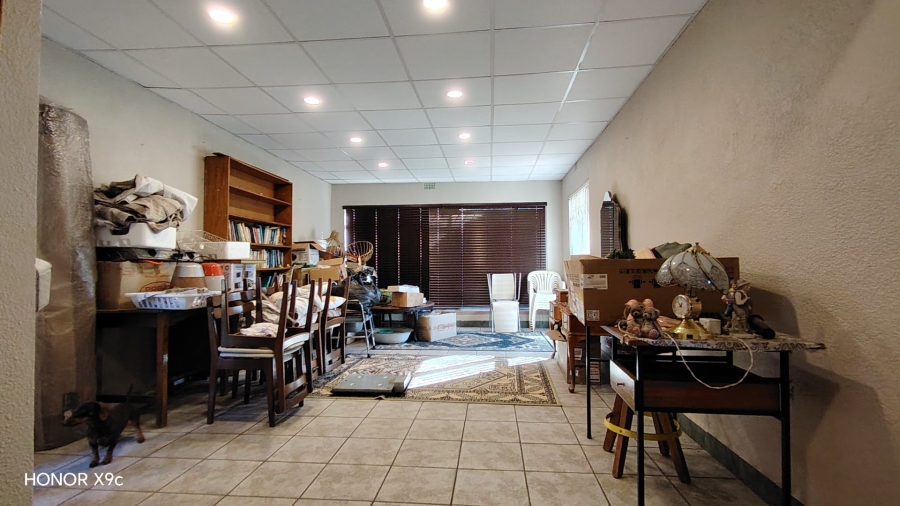4 Bedroom Property for Sale in Meyerton Central Gauteng