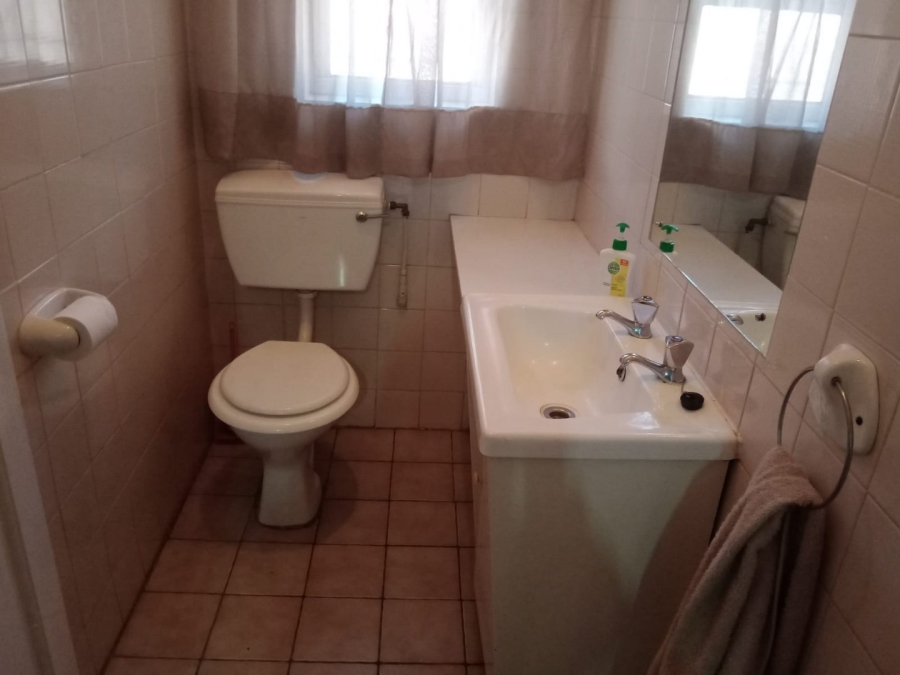 4 Bedroom Property for Sale in Malvern East Gauteng