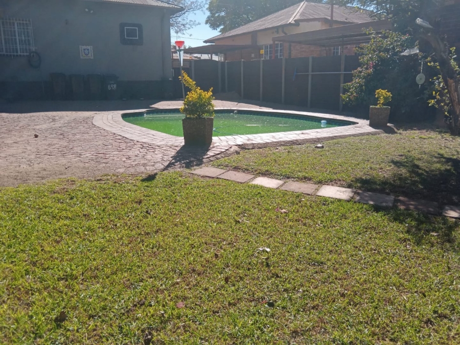 4 Bedroom Property for Sale in Malvern East Gauteng
