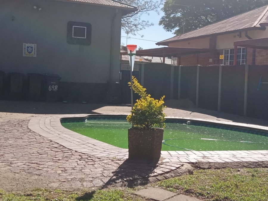 4 Bedroom Property for Sale in Malvern East Gauteng