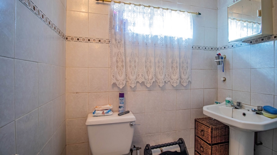 4 Bedroom Property for Sale in Malvern East Gauteng
