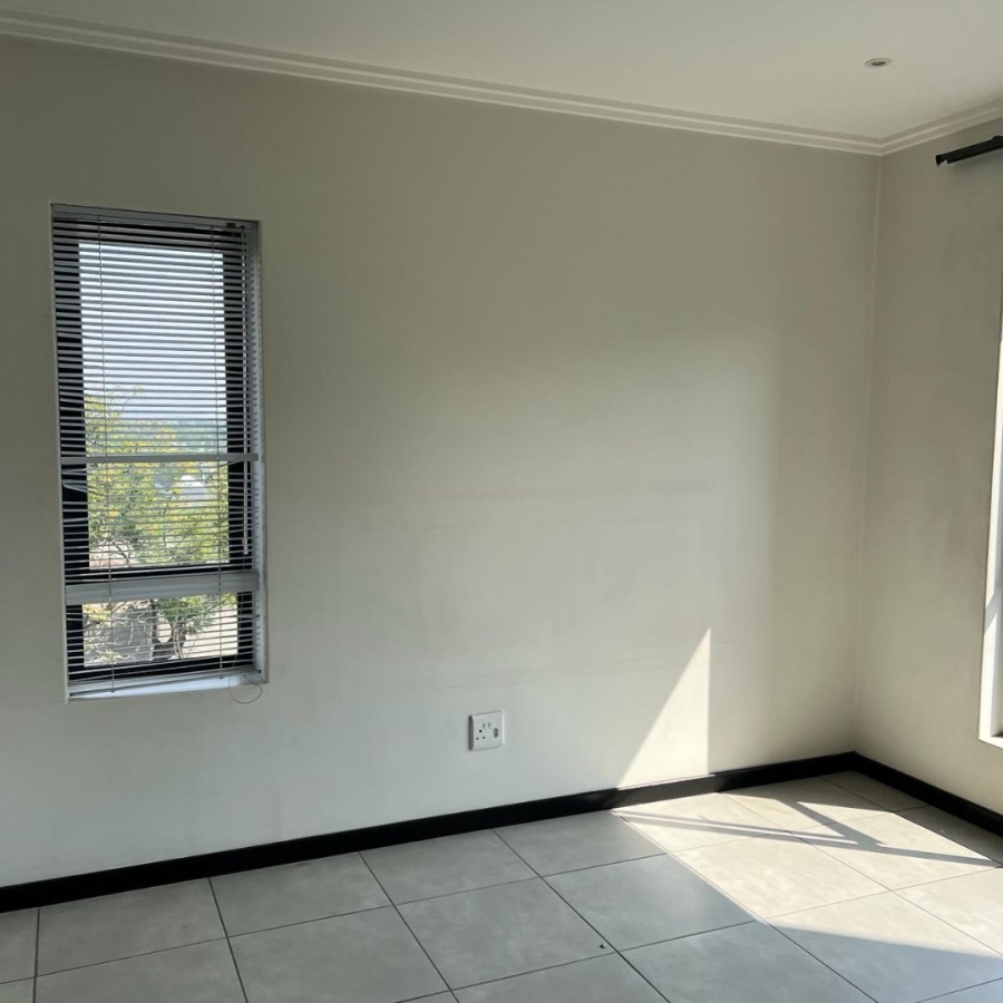 2 Bedroom Property for Sale in Lonehill Gauteng