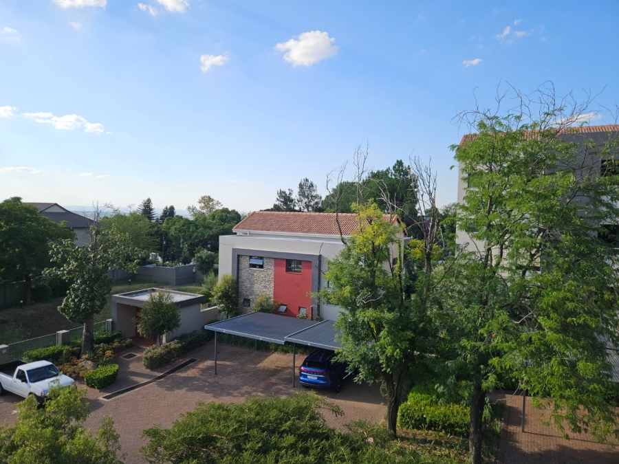 2 Bedroom Property for Sale in Lonehill Gauteng