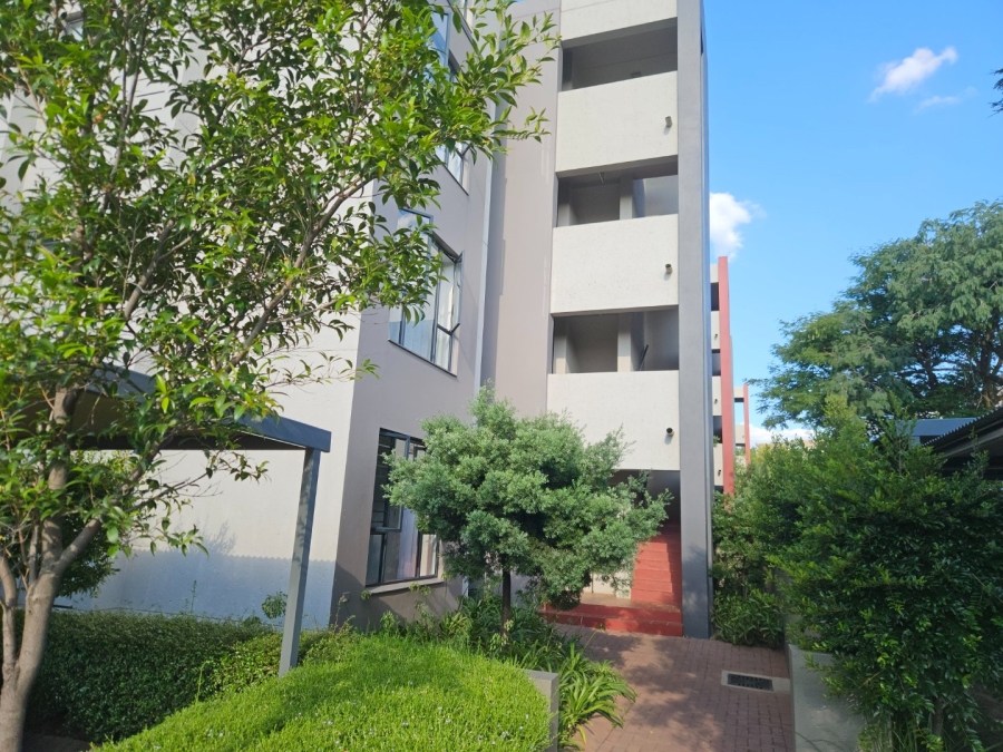 2 Bedroom Property for Sale in Lonehill Gauteng