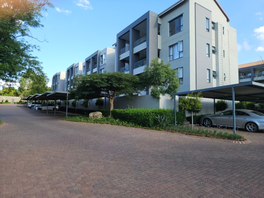 2 Bedroom Property for Sale in Lonehill Gauteng