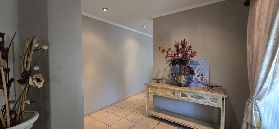 4 Bedroom Property for Sale in Amberfield Ridge Gauteng