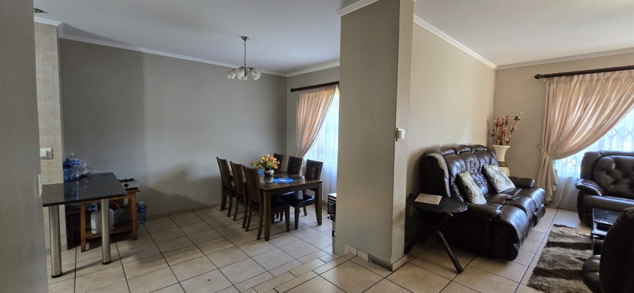 4 Bedroom Property for Sale in Amberfield Ridge Gauteng