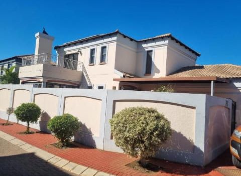 To Let 4 Bedroom Property for Rent in Montana Gauteng