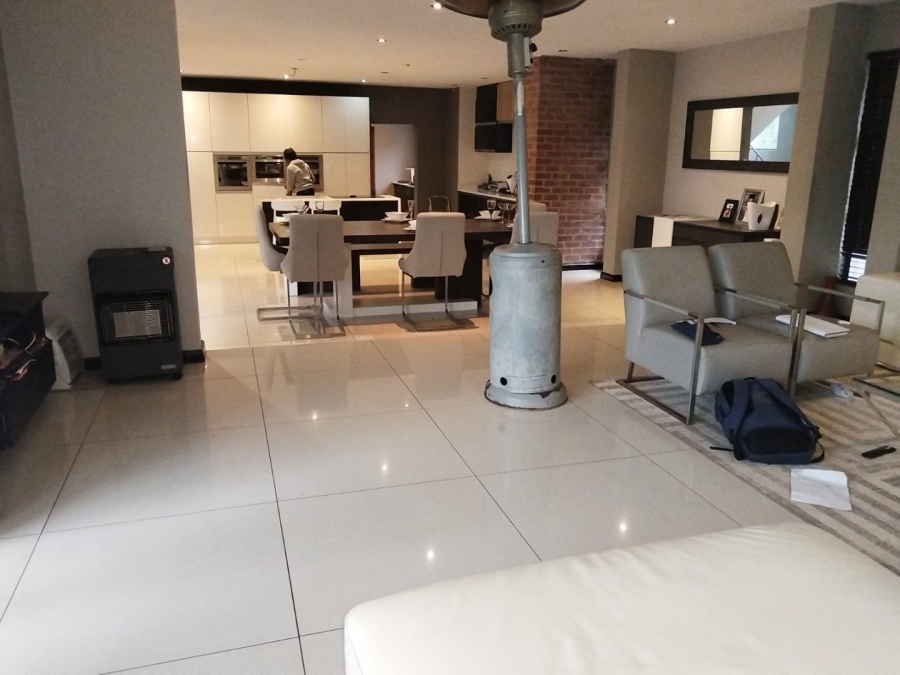 4 Bedroom Property for Sale in Pebble Rock Golf Village Gauteng