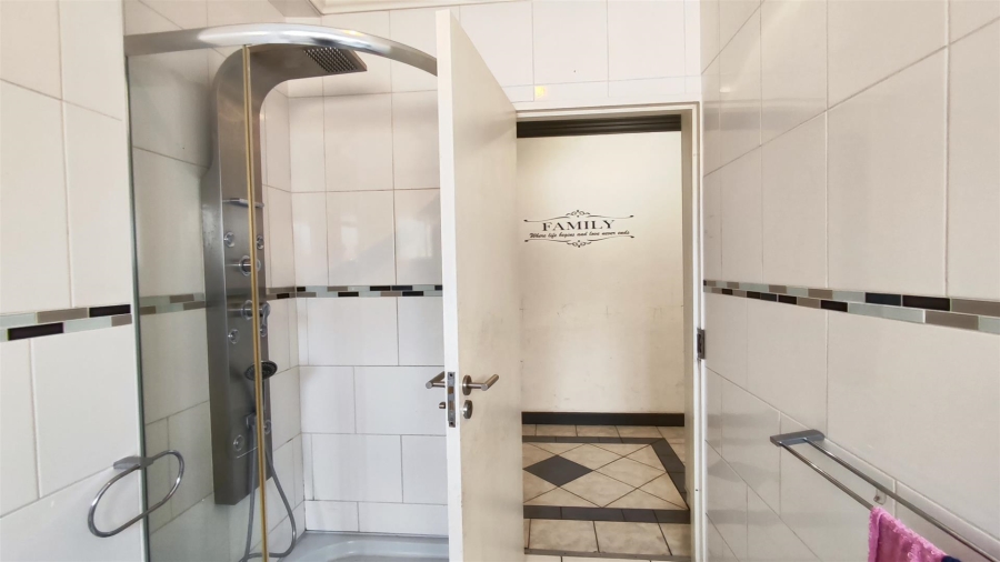 4 Bedroom Property for Sale in Primrose Gauteng