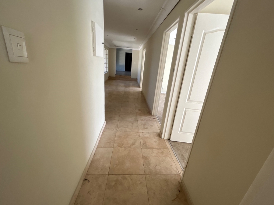 4 Bedroom Property for Sale in Vorna Valley Gauteng