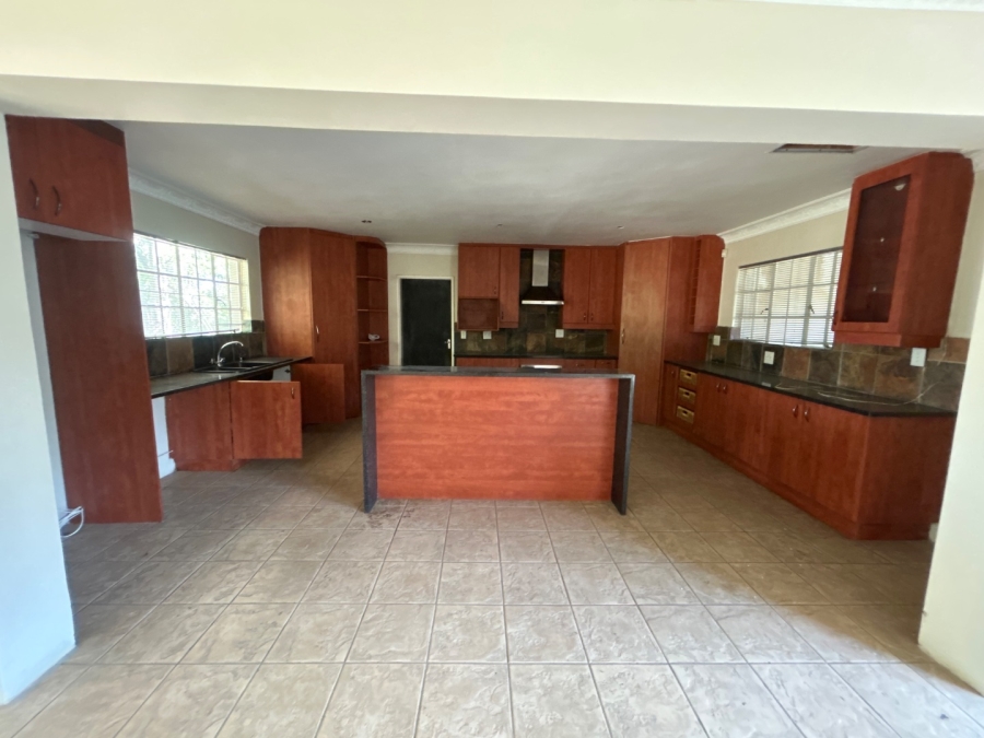 4 Bedroom Property for Sale in Vorna Valley Gauteng
