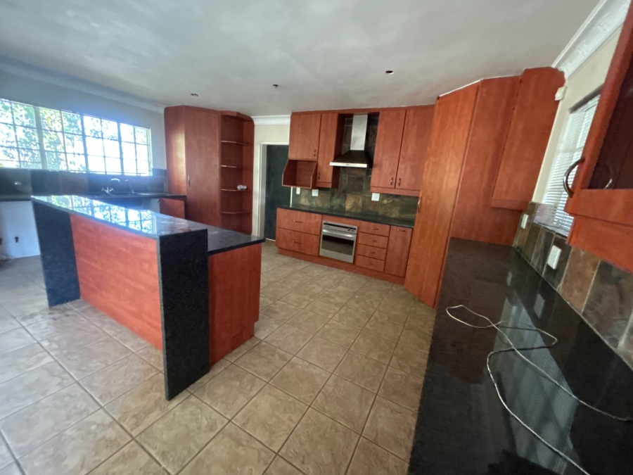 4 Bedroom Property for Sale in Vorna Valley Gauteng