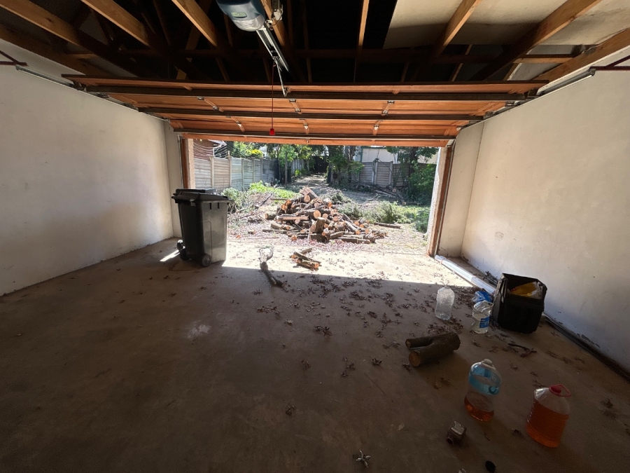 4 Bedroom Property for Sale in Vorna Valley Gauteng