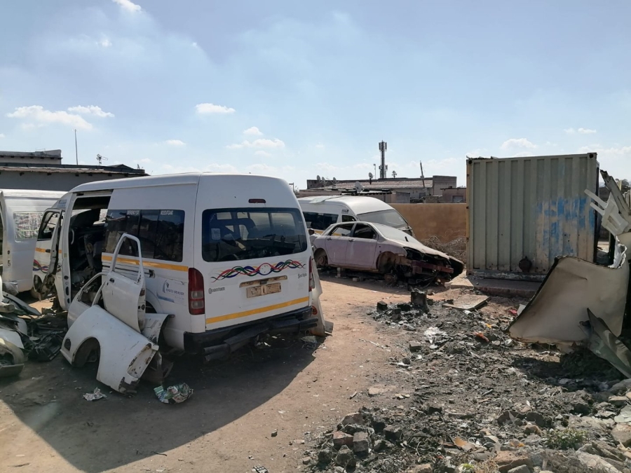 To Let Commercial Property for Rent in Mqantsa Gauteng