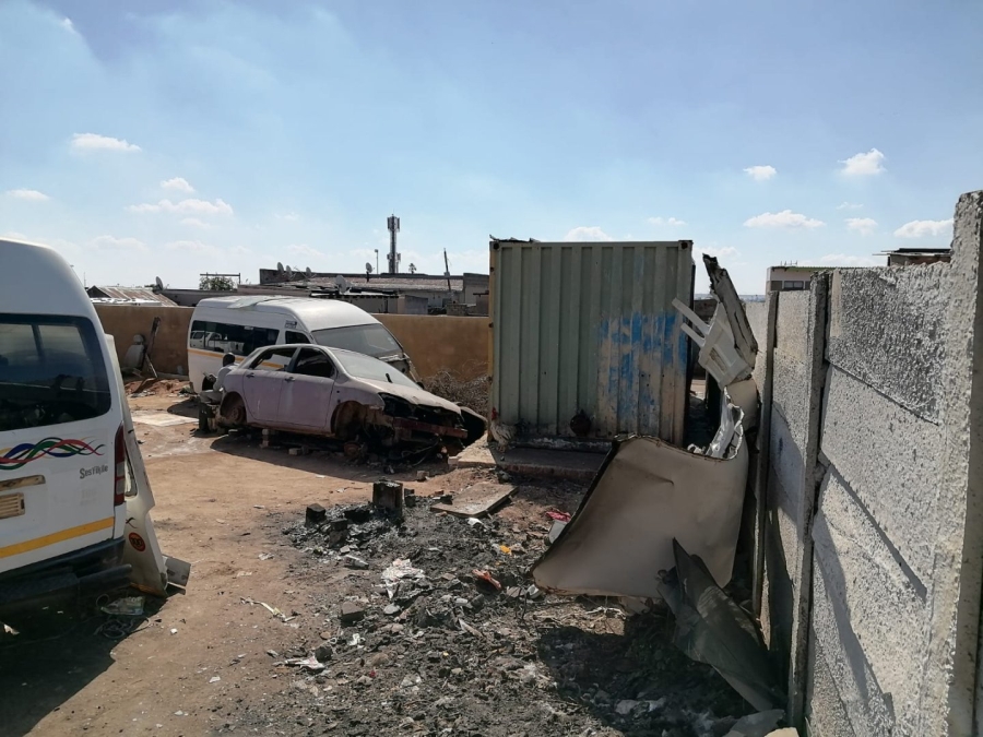 To Let Commercial Property for Rent in Mqantsa Gauteng