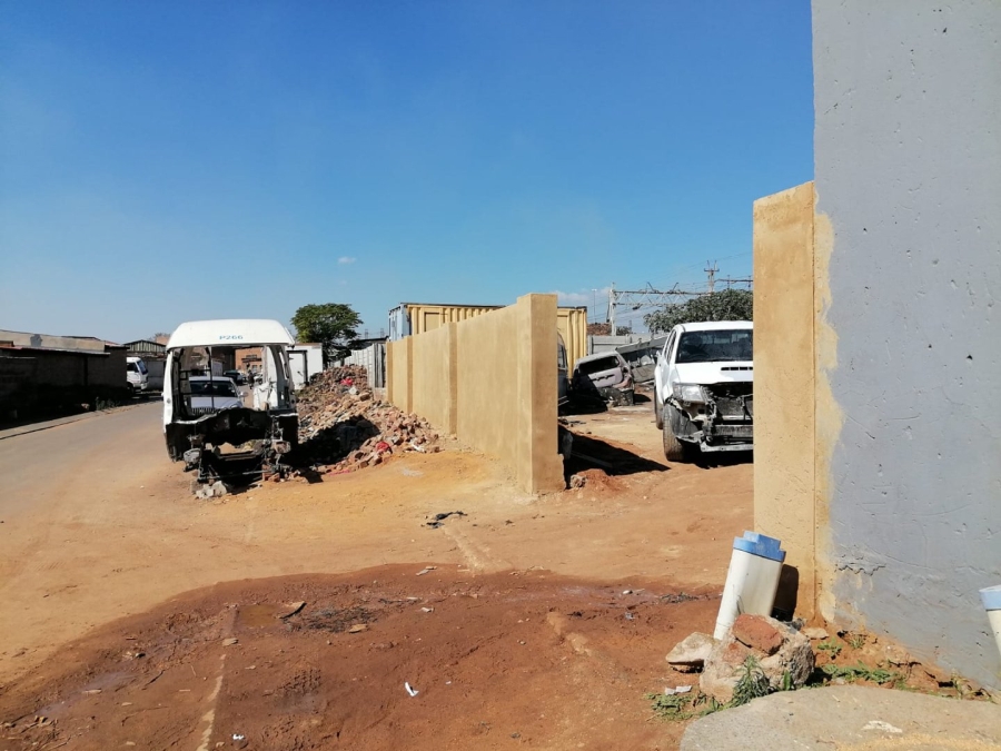 To Let Commercial Property for Rent in Mqantsa Gauteng