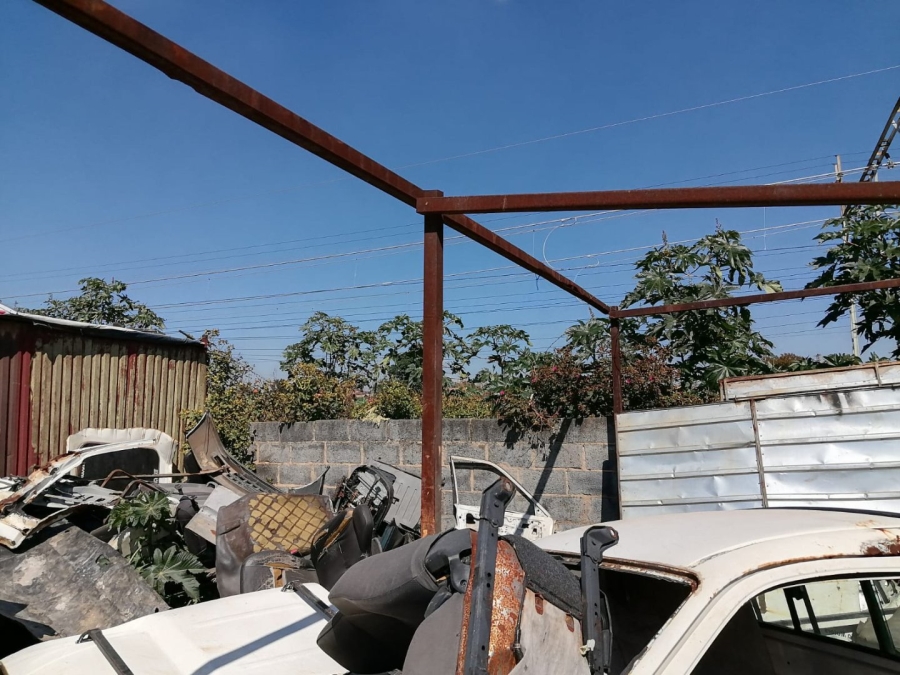 To Let Commercial Property for Rent in Mqantsa Gauteng