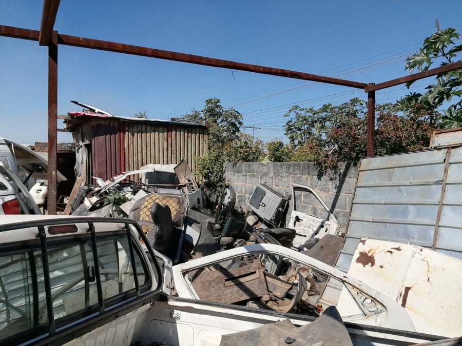 To Let Commercial Property for Rent in Mqantsa Gauteng