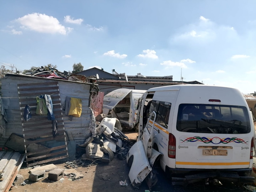 To Let Commercial Property for Rent in Mqantsa Gauteng