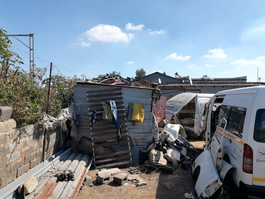 To Let Commercial Property for Rent in Mqantsa Gauteng