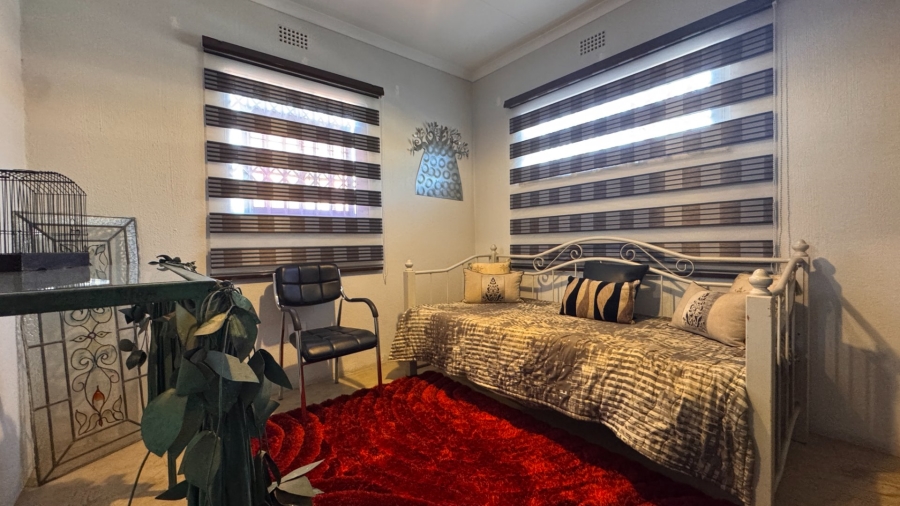 3 Bedroom Property for Sale in Three Rivers Proper Gauteng