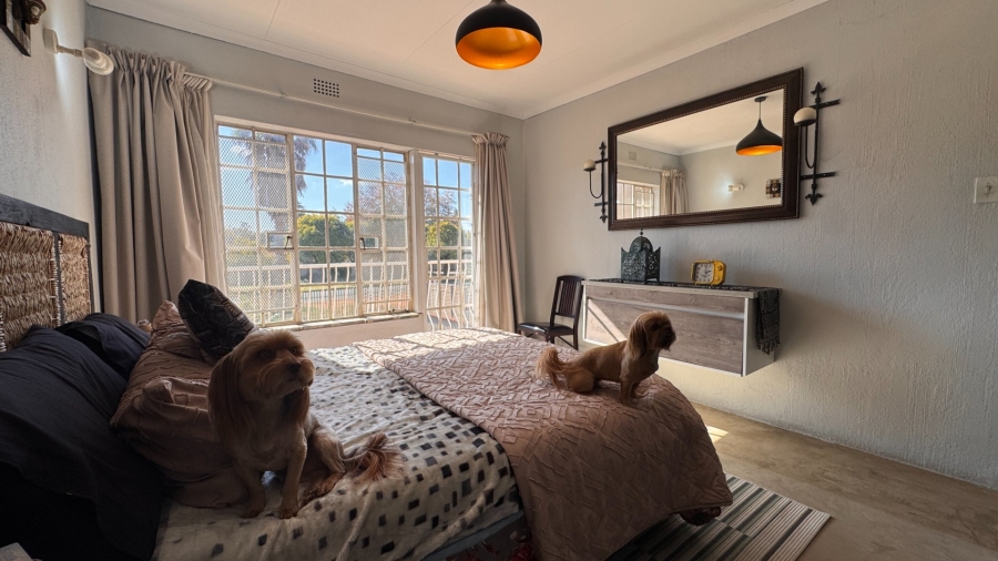 3 Bedroom Property for Sale in Three Rivers Proper Gauteng