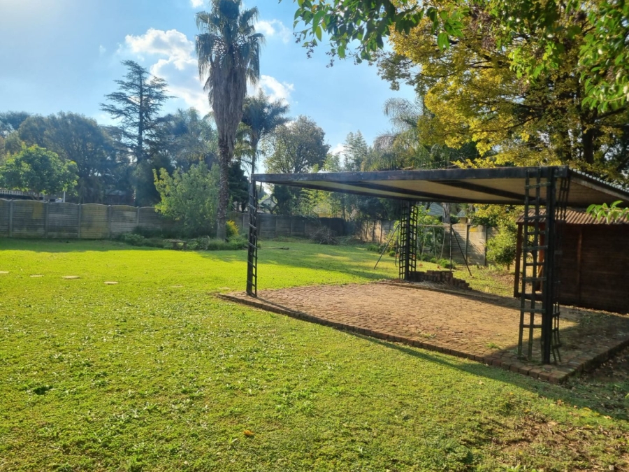 4 Bedroom Property for Sale in Van Riebeeck Park Gauteng