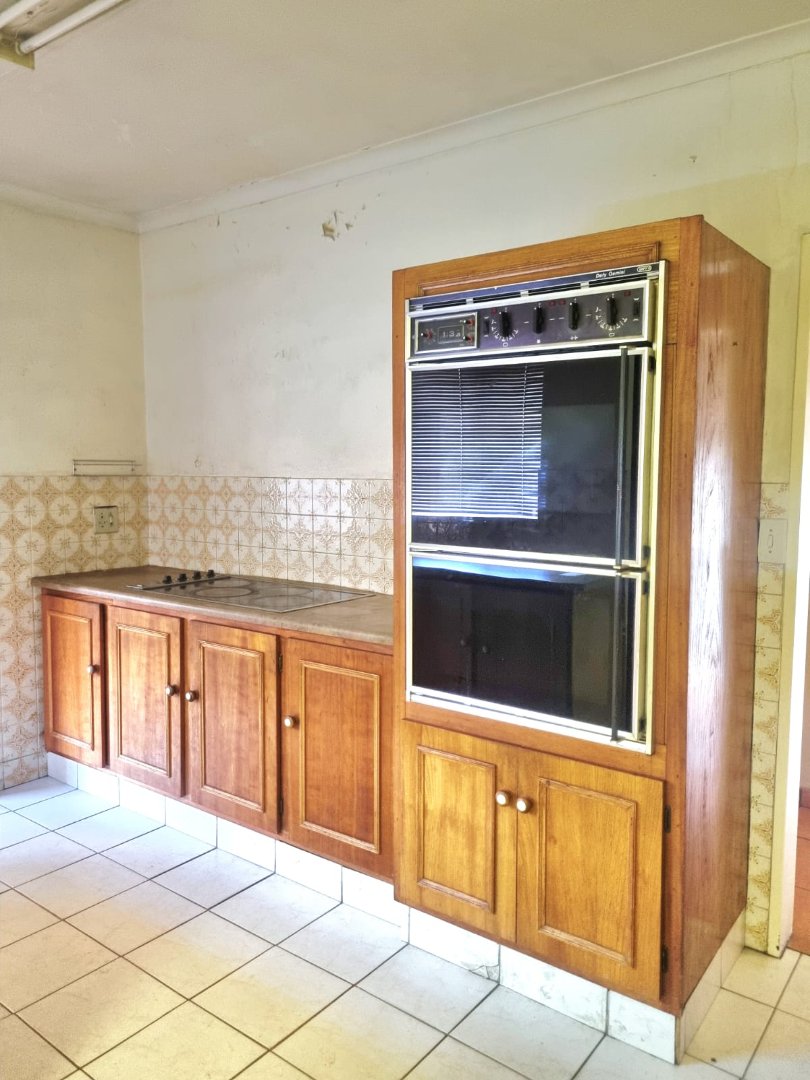 4 Bedroom Property for Sale in Van Riebeeck Park Gauteng