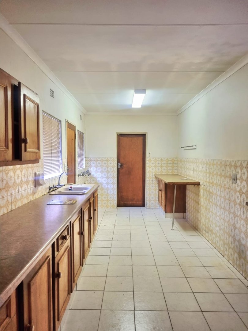 4 Bedroom Property for Sale in Van Riebeeck Park Gauteng