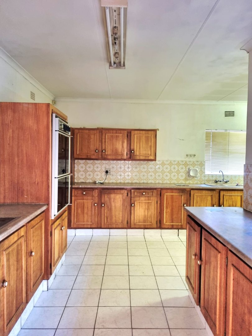 4 Bedroom Property for Sale in Van Riebeeck Park Gauteng