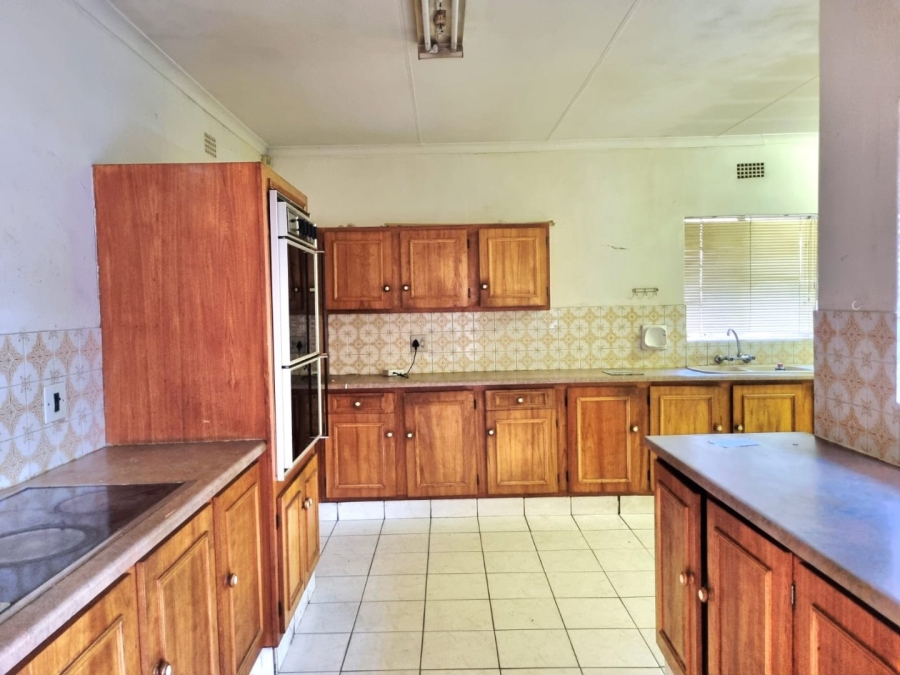 4 Bedroom Property for Sale in Van Riebeeck Park Gauteng
