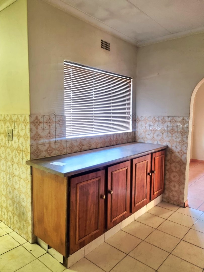 4 Bedroom Property for Sale in Van Riebeeck Park Gauteng