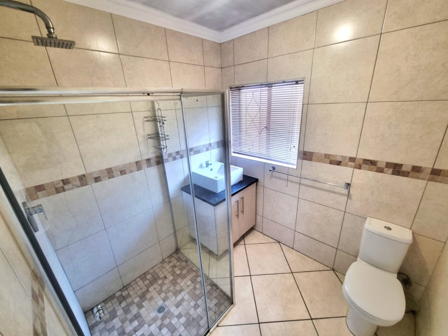 4 Bedroom Property for Sale in Van Riebeeck Park Gauteng