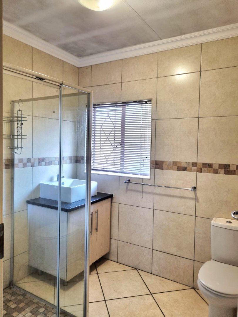 4 Bedroom Property for Sale in Van Riebeeck Park Gauteng
