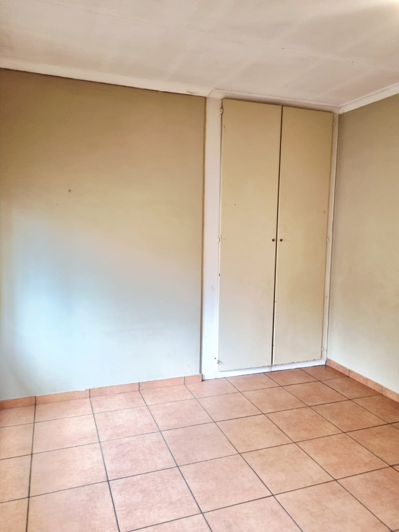 4 Bedroom Property for Sale in Van Riebeeck Park Gauteng