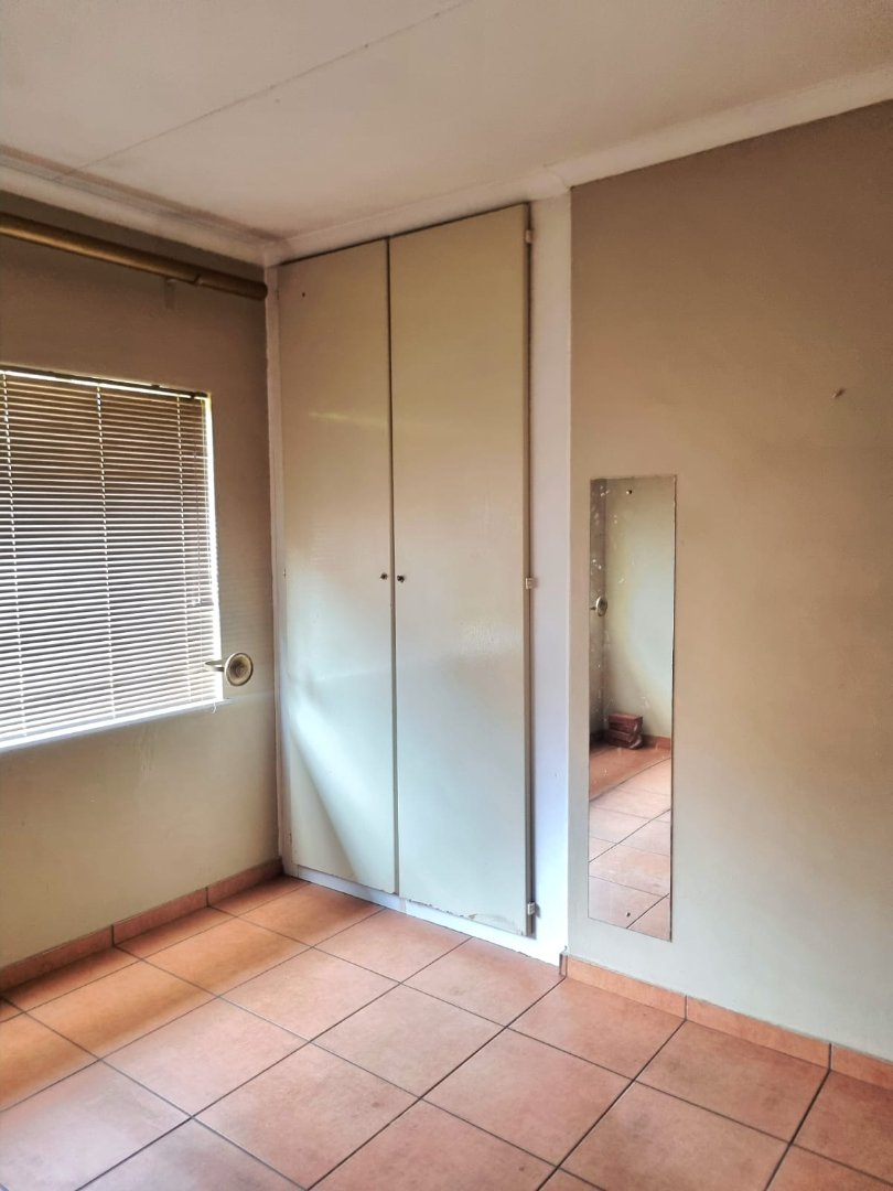 4 Bedroom Property for Sale in Van Riebeeck Park Gauteng