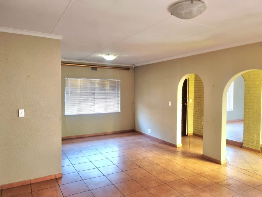 4 Bedroom Property for Sale in Van Riebeeck Park Gauteng
