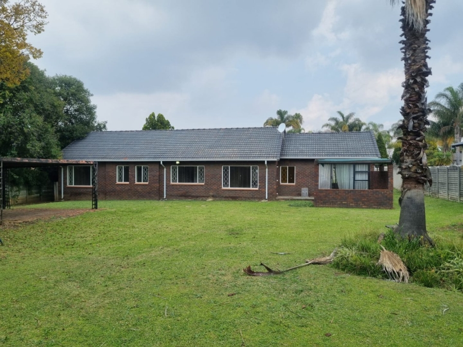 4 Bedroom Property for Sale in Van Riebeeck Park Gauteng