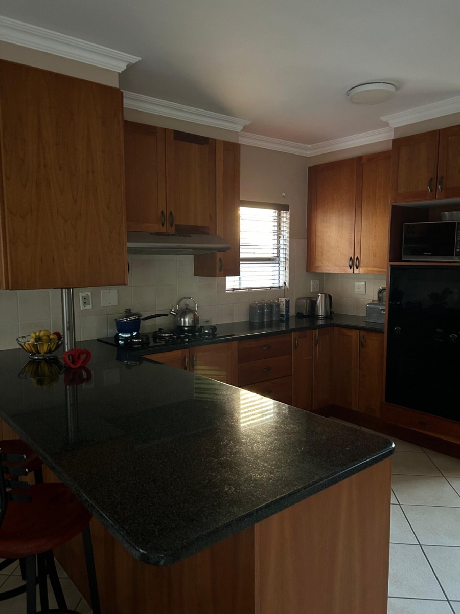 4 Bedroom Property for Sale in Faerie Glen Gauteng