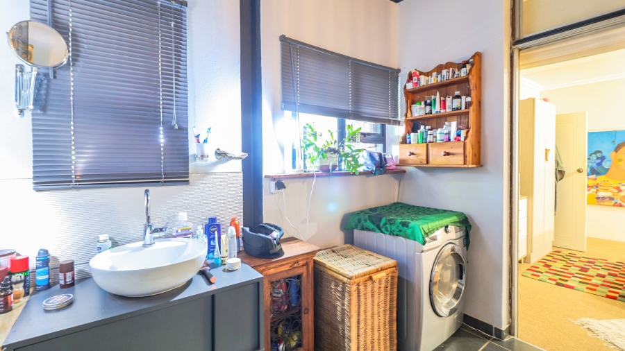 1 Bedroom Property for Sale in Northcliff Gauteng