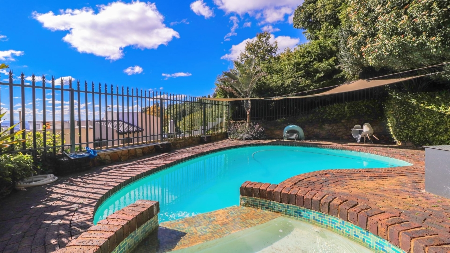 1 Bedroom Property for Sale in Northcliff Gauteng