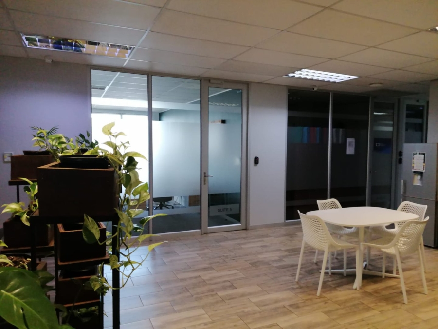 To Let Commercial Property for Rent in Die Hoewes Gauteng