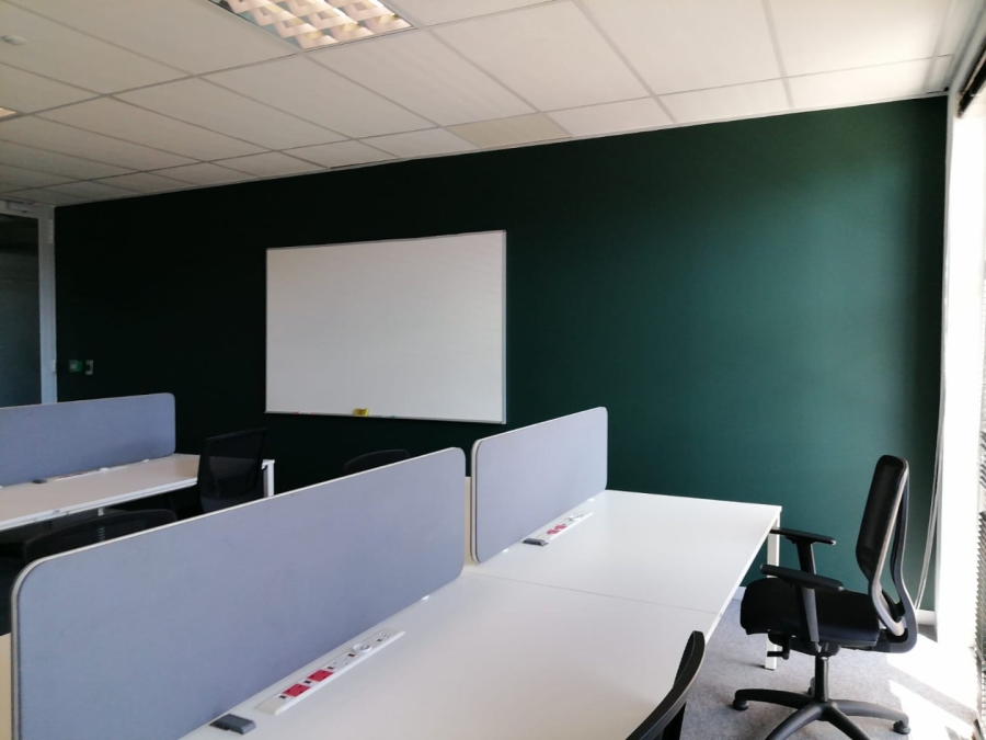 To Let Commercial Property for Rent in Die Hoewes Gauteng