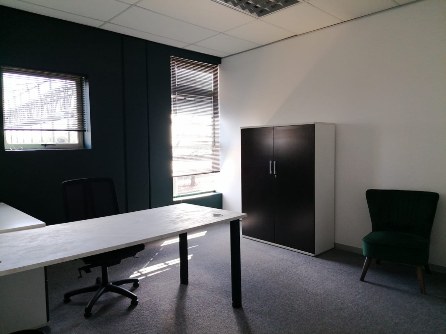 To Let Commercial Property for Rent in Die Hoewes Gauteng