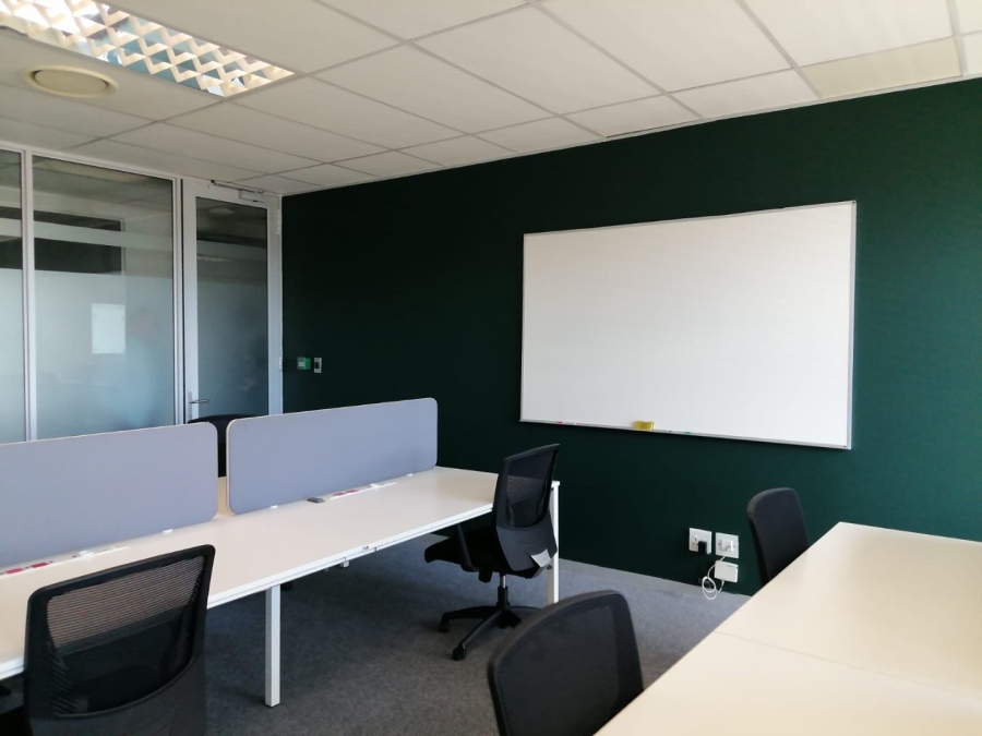 To Let Commercial Property for Rent in Die Hoewes Gauteng
