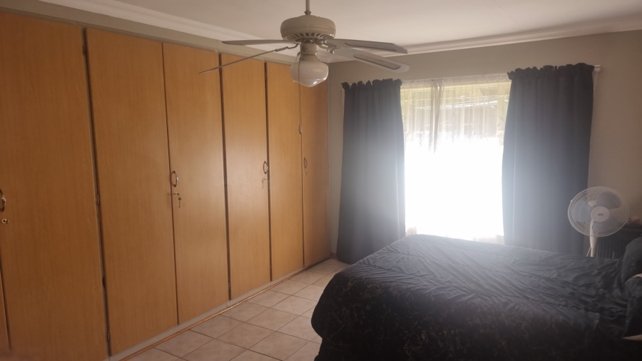 3 Bedroom Property for Sale in Suiderberg Gauteng