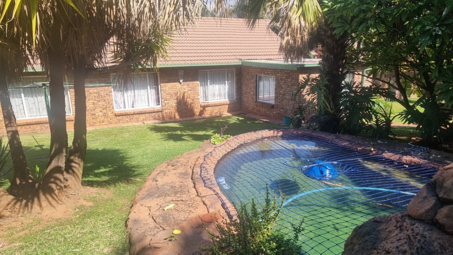 3 Bedroom Property for Sale in Suiderberg Gauteng